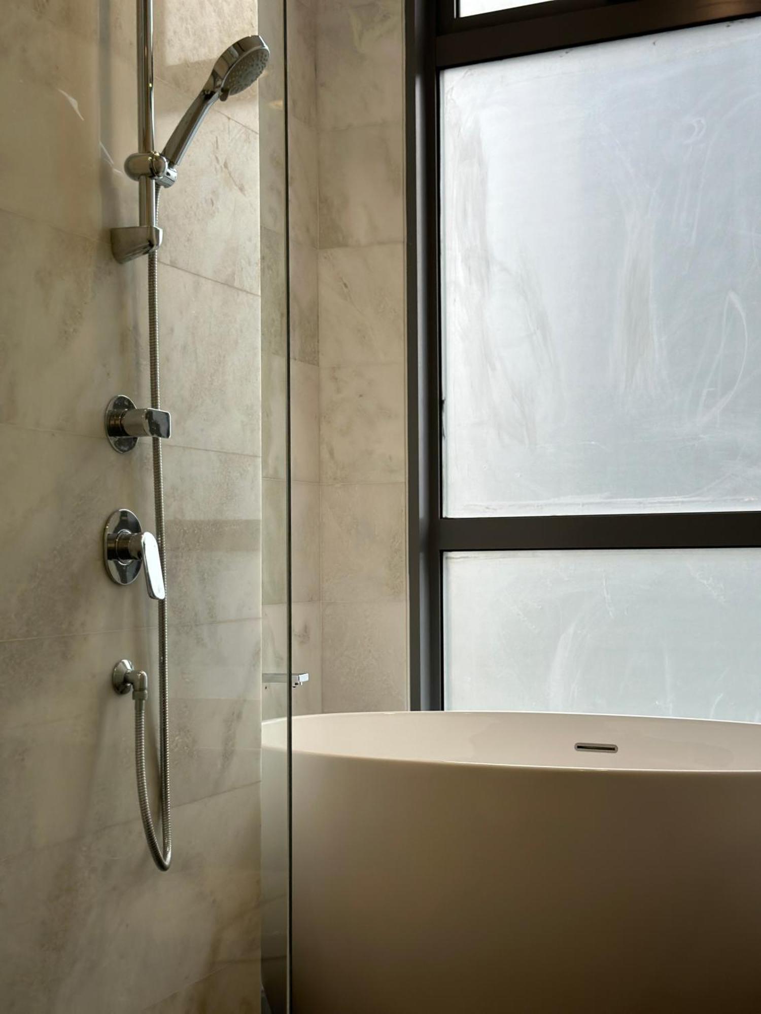 Royce Residences By Romeo Bnb Kuala Lumpur Extérieur photo